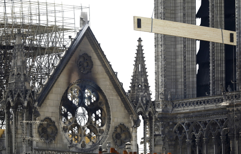 Rektor Notre Dame proponuje tymczasowy kościół na czas odbudowy