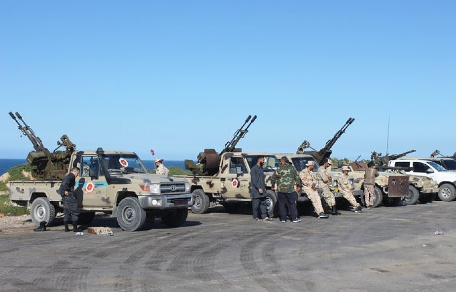 Libia: siły powietrzne Haftara przeprowadziły nalot na Trypolis