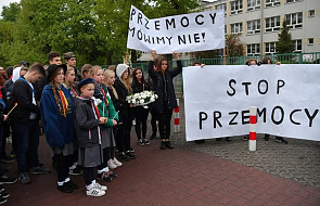 Warszawa: nabożeństwo pojednania i marsz "Stop Przemocy!" po zabójstwie w szkole