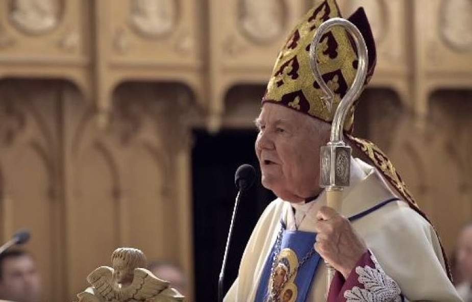Biskupi z Warszawy proszą o modlitwę w intencji biskupa seniora, który od wtorku przebywa w szpitalu