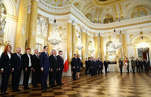 Prezydent odznaczył Orderami Orła Białego Cz. Bieleckiego, W. Kućmę i W. Siemaszkę