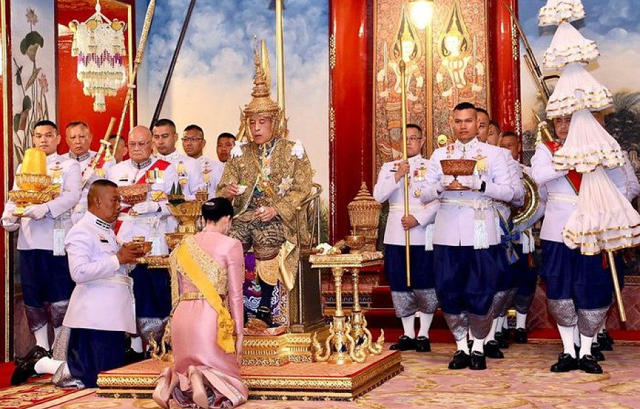 Tajlandia: prasa wychwala nowego króla; Rama X ogłosił ułaskawienie więźniów by "dać im szansę na zostanie dobrymi obywatelami"