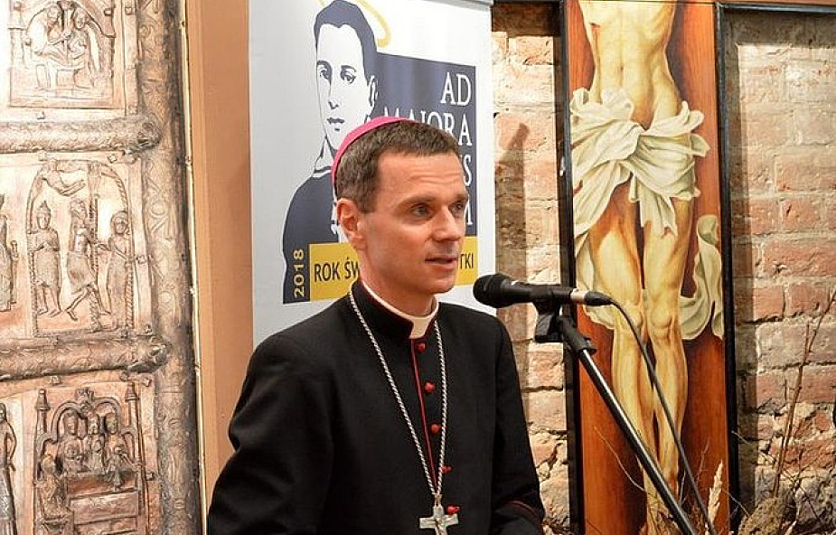 Bp Milewski: Duch Święty prowadzi Kościół przez oczyszczenie