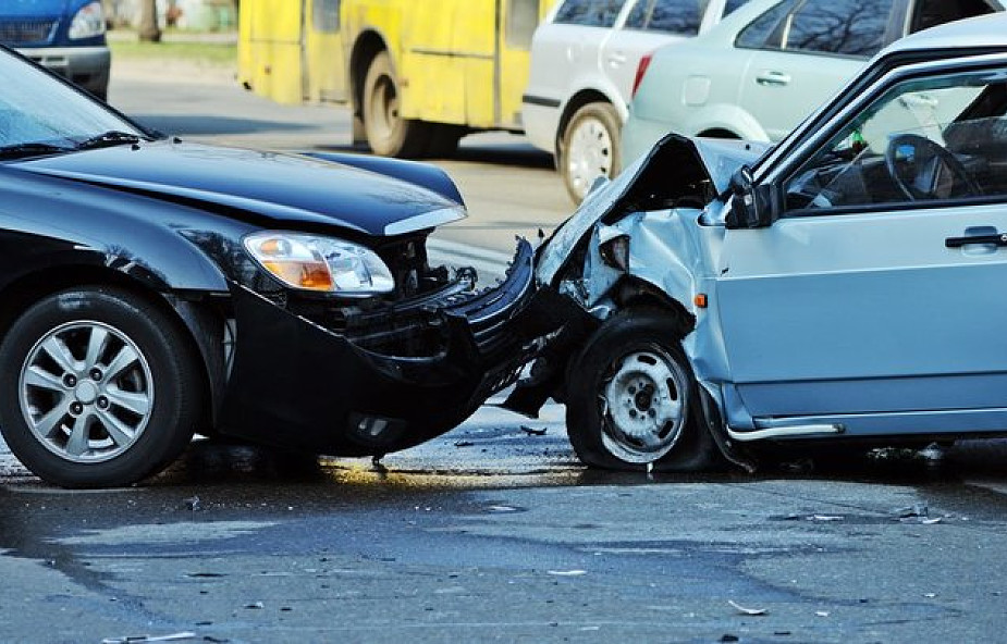 Lubuskie: Trzy ofiary śmiertelne wypadku drogowego w pow. międzyrzeckim