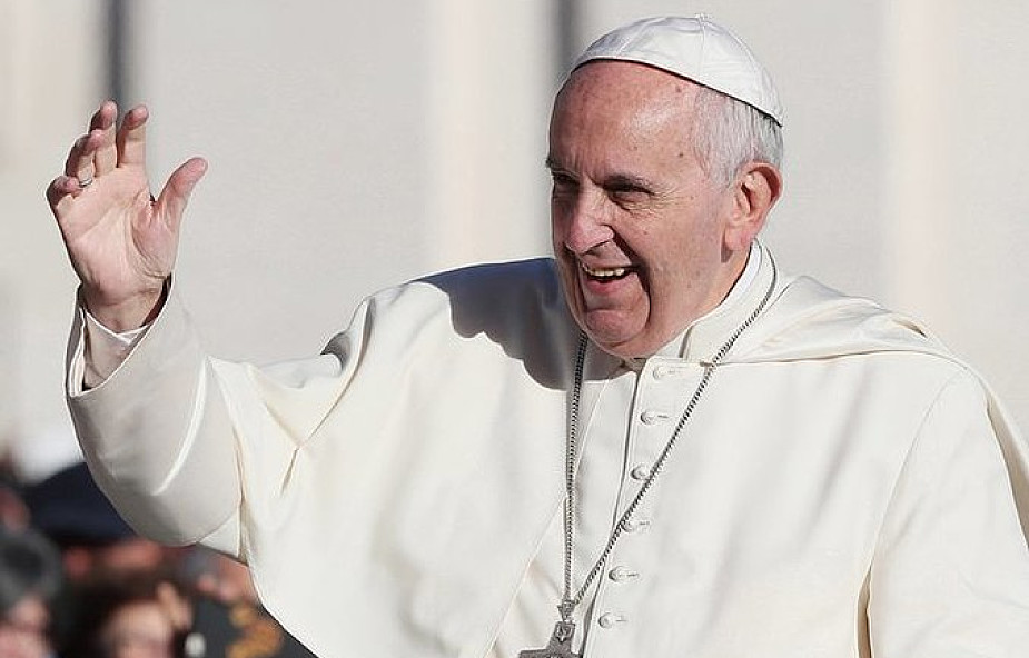 Kard. Sepe o wizycie papieża Franciszka w Neapolu: krótka ale owocna