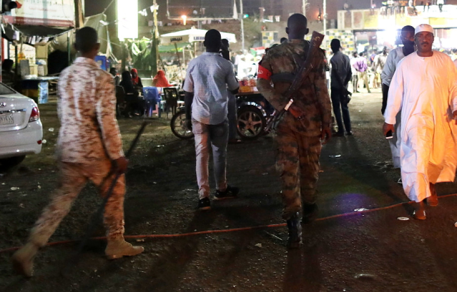 Sudan: 30 osób zginęło w ataku wojska na demonstrantów w Chartumie