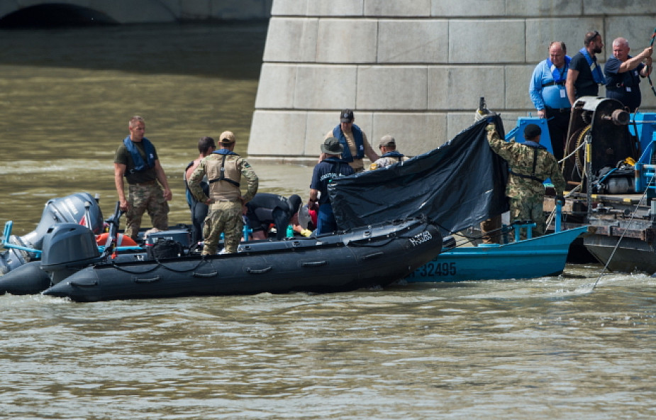 Znaleziono dwa ciała ofiar zatonięcia statku w Budapeszcie