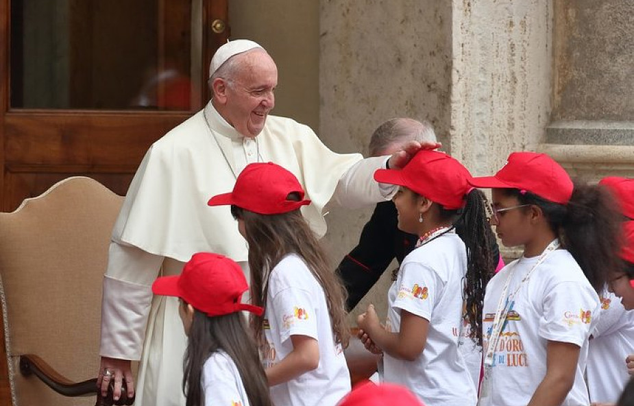"Pociąg dzieci" przyjechał do Watykanu. Dzieci opowiedziały papieżowi o trudnościach w swoim życiu