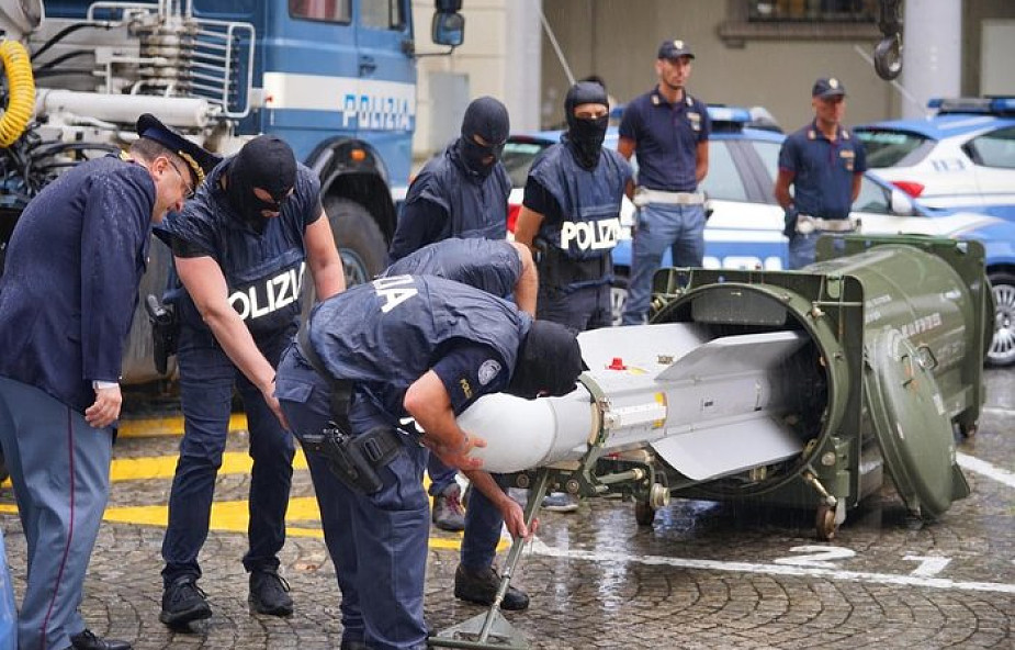 Włochy: konfiskata arsenału broni w środowiskach skrajnej prawicy