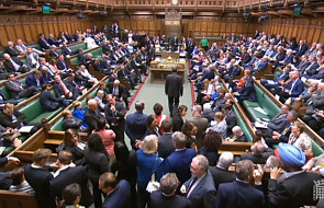 W.Brytania: posłowie ponownie przeciwko brexitowi bez umowy