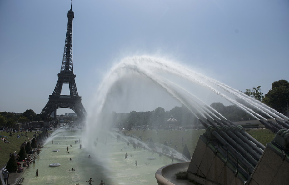 W Paryżu padł nowy absolutny rekord ciepła: 42,6 st. C. Upały zmierzają do Polski!