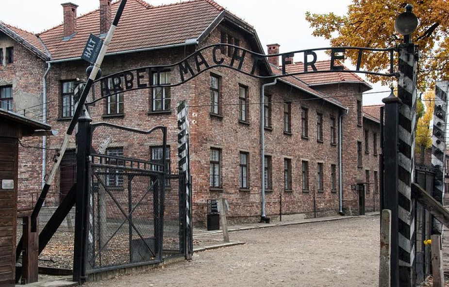 Muzeum Auschwitz nagrodziło wolontariuszy pomagających w Miejscu Pamięci
