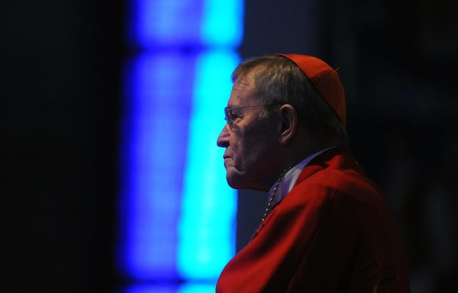Kardynał Kasper: dostęp do Eucharystii, a nie celibat, jest najwyższą wartością