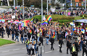 Kalisz: prawie 9 tys. osób podpisało protest przeciw marszowi równości