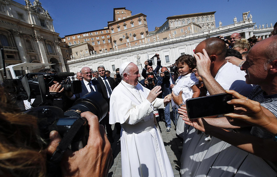 Papież na spotkanie międzyreligijne w Madrycie: trwonimy Boży dar pokoju