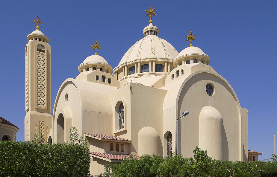 Egipt: rząd zalegalizował już prawie 1,2 tys. kościołów chrześcijańskich