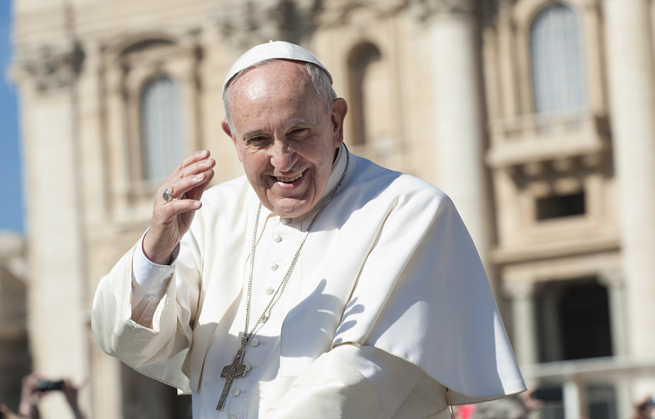 Papież zachęca młodych do udziału w rewolucji czułości
