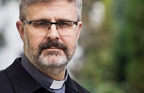 Jacek Siepsiak SJ o „tęczowej zarazie” w bazylice jezuitów: sformułowanie tematu jest bulwersujące