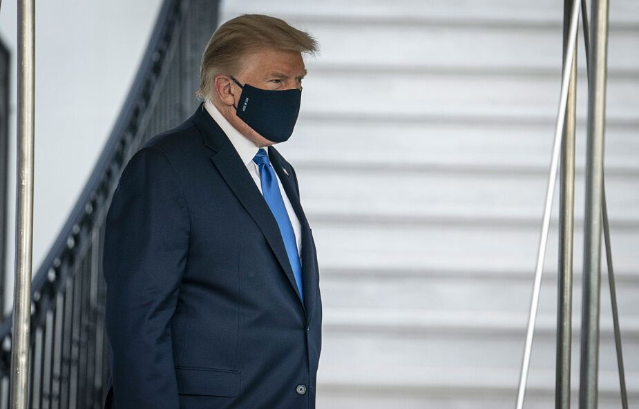 USA / Media: Trumpowi podano dodatkowy tlen przed piątkowym wylotem do szpitala