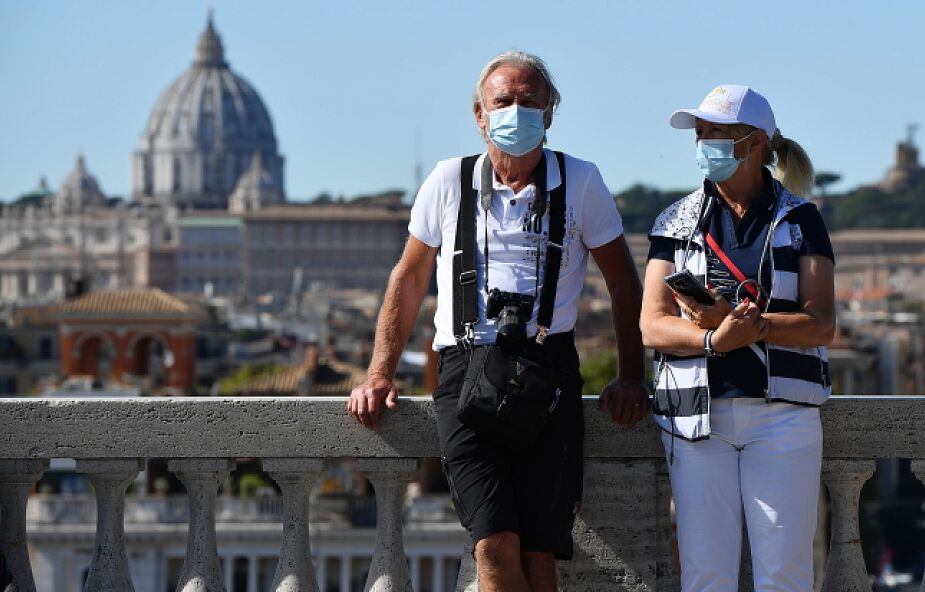 Włochy: najwyższy od pół roku wzrost liczby zakażeń: ponad 4450; zmarły 22 osoby