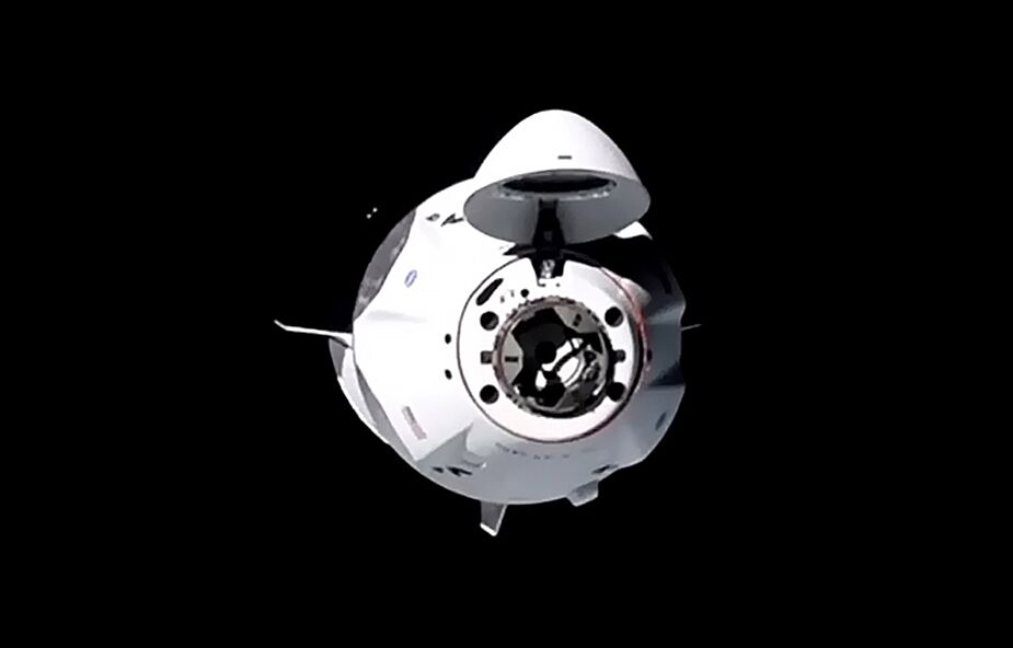 Kapsuła Dragon 2 zadokowała na Międzynarodowej Stacji Kosmicznej