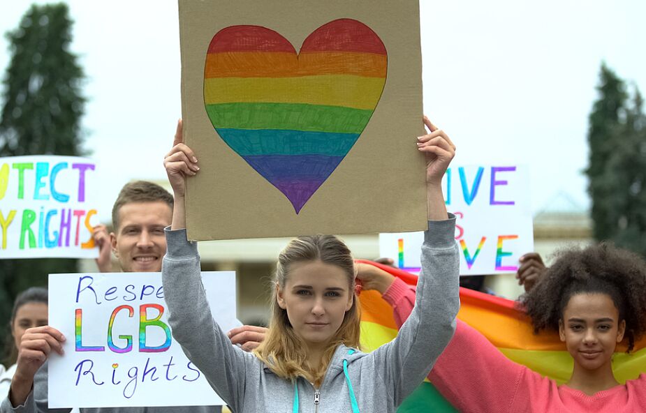 Niemiecki duchowny stanie przed sądem za obraźliwe uwagi o homoseksualistach; grozi mu 5 lat więzienia