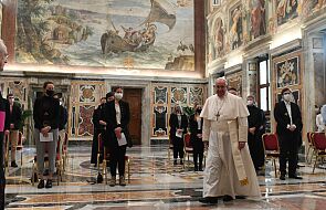 Mniej na broń, więcej na walkę z głodem: o jakiej kwocie mówi papież?