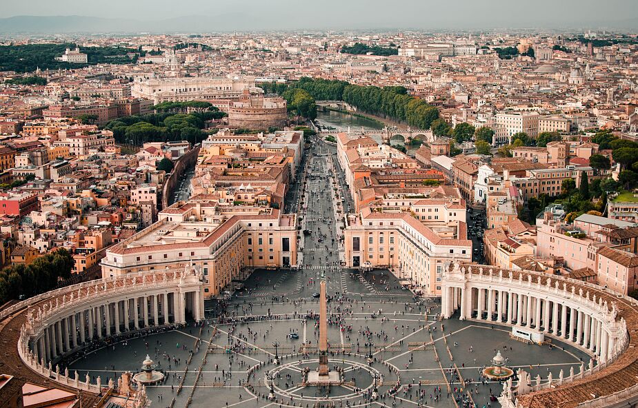 Watykan: reforma Kurii - na pierwszym miejscu ewangelizacja