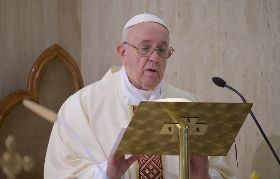 Franciszek: często w historii Kościoła przyczyną wypaczeń doktrynalnych były pieniądze