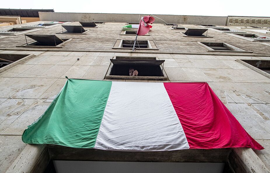 Włochy: ponowny wzrost liczby zgonów osób zakażonych: 534 w ciągu doby, ogółem 24648