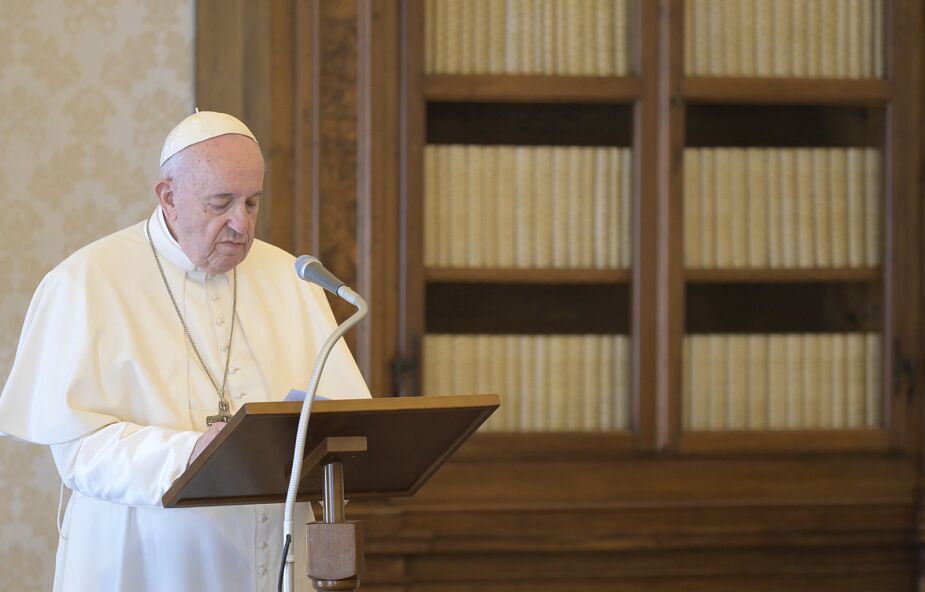 Papież apeluje o roztropność i posłuszeństwo wobec przepisów ws. pandemii