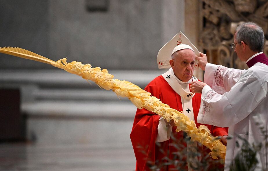 Papież w Niedzielę Palmową: w dramacie pandemii Jezus mówi: „Otwórz serce na moją miłość”