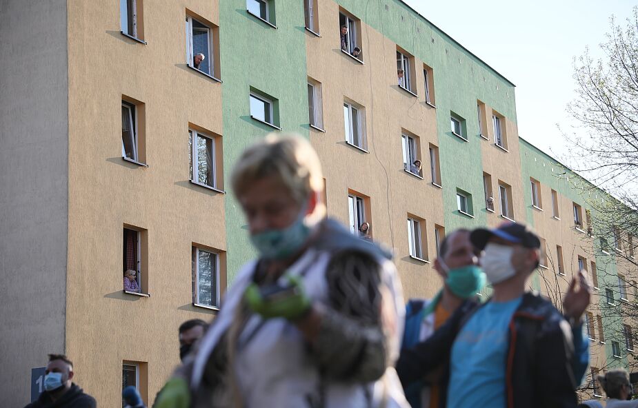 Ordynator oddziału zakaźnego: kilkadziesiąt tysięcy Polaków szerzy wirusa