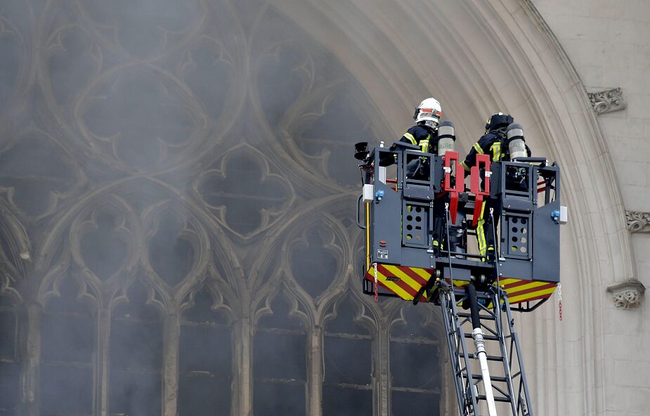 Francja: po pożarze katedry w Nantes premier wyraził solidarność z katolikami