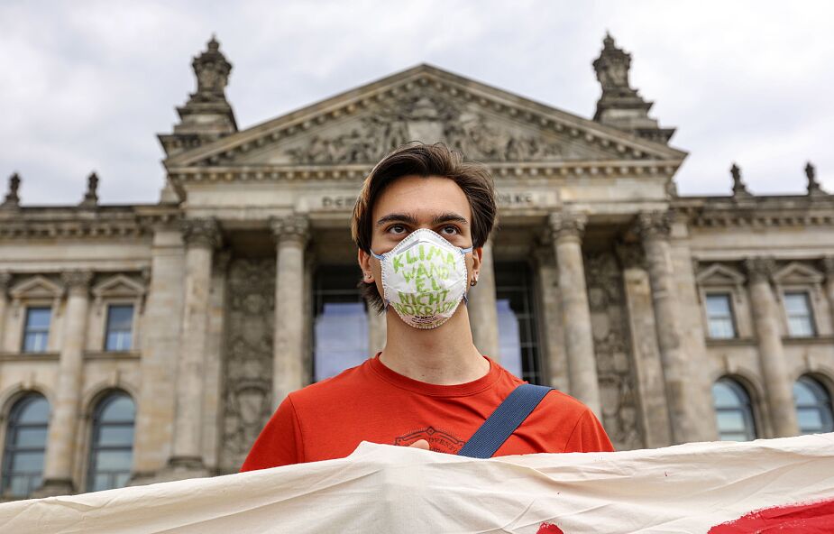 Niemcy: 422 nowe przypadki zakażenia koronawirusem i 7 zgonów