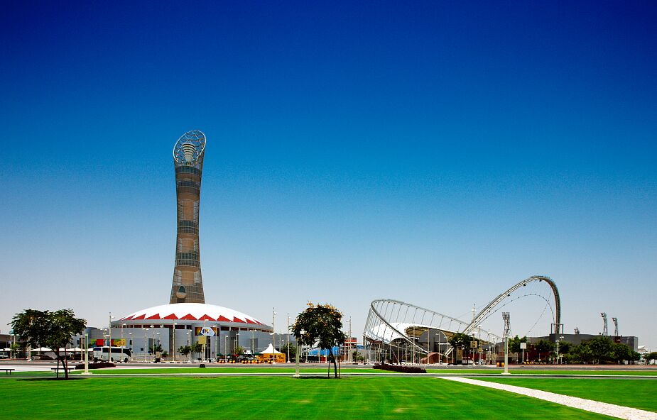Katar: robotnicy budujący stadiony na mundial nie otrzymują wynagrodzenia