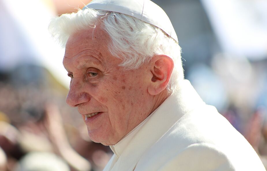 Czy Benedykt XVI zaszczepi się przeciwko koronawirusowi? Odpowiada sekretarz papieża seniora