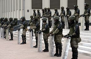 Łukaszenka: wojsko ma zasoby, by zapewnić bezpieczeństwo w kraju