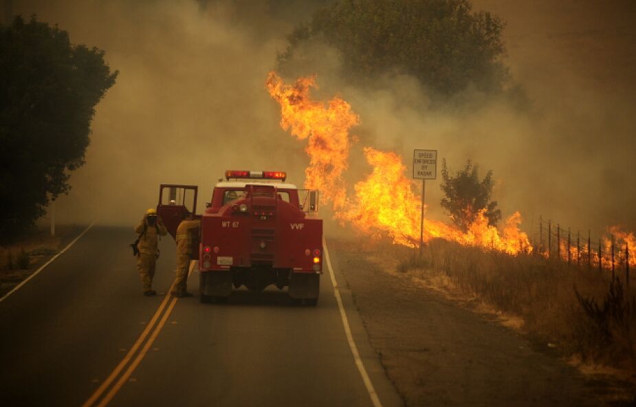 Pożary w Kalifornii strawiły ponad 1,6 mln ha od początku roku