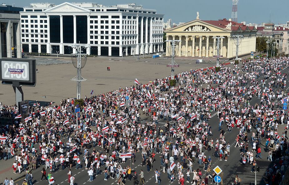 Białoruś: nawet 200 tysięcy na rekordowym proteście w Mińsku