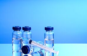 Samorząd lekarski pozytywnie o założeniach programu szczepień przeciw COVID-19, ale ma uwagi