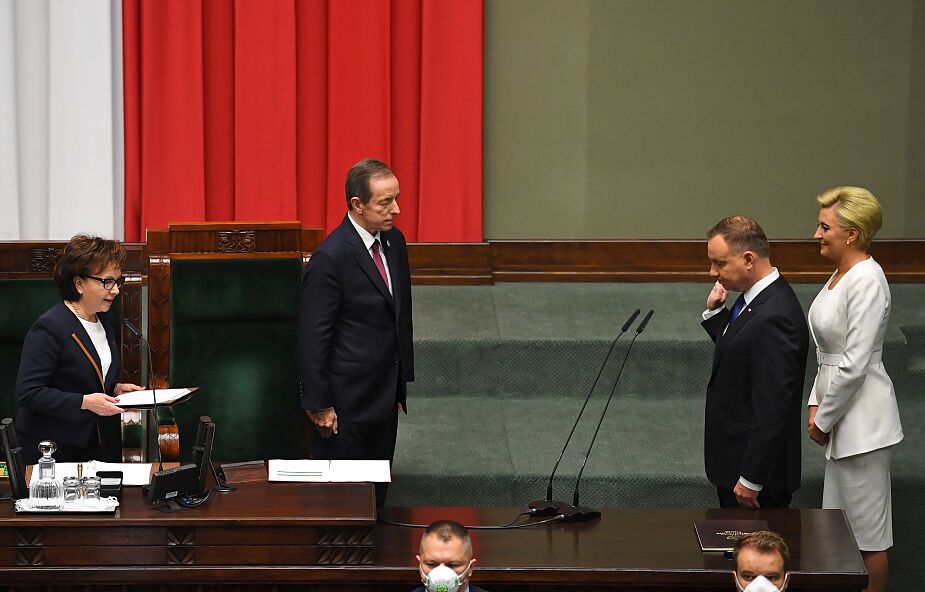 Prezydent Andrzej Duda złożył przysięgę i objął urząd na kolejne 5 lat. Zakończyło się urocyste Zgromadzenie Narodowe