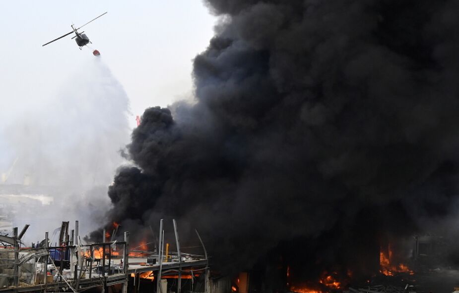 Liban: częściowo ugaszono pożar w porcie w Bejrucie