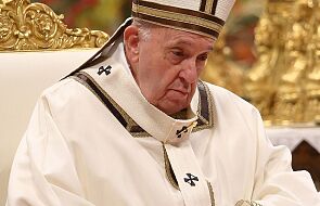 Ksiądz zachęca do modlitwy za papieża i biskupów. "Niepokoi coraz bardziej obecna anarchia i nieposłuszeństwo wśród ludzi"