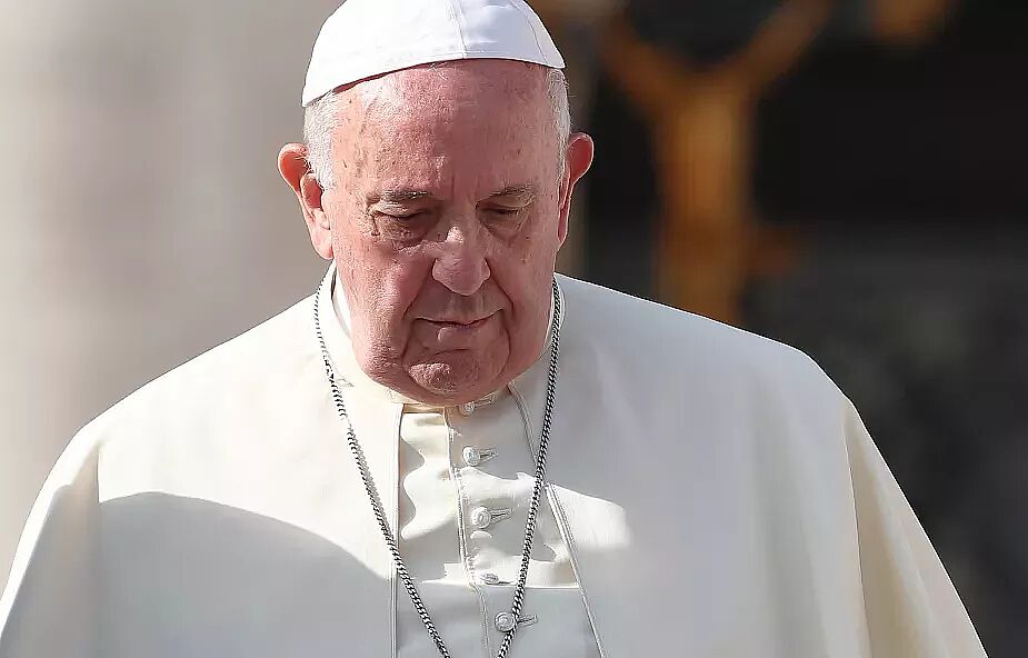 Papież modlił się za zamordowanego księdza, "męczennika miłości wobec najuboższych"