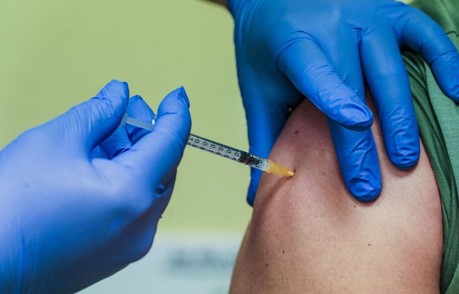 W poniedziałek do Polski trafi dostawa 360 tys. dawek szczepionki Pfizera