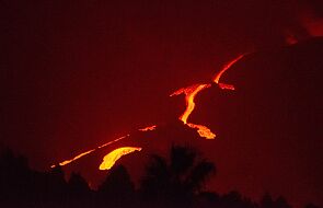 Rośnie aktywność wulkanu Cumbre Vieja na kanaryjskiej wyspie La Palma