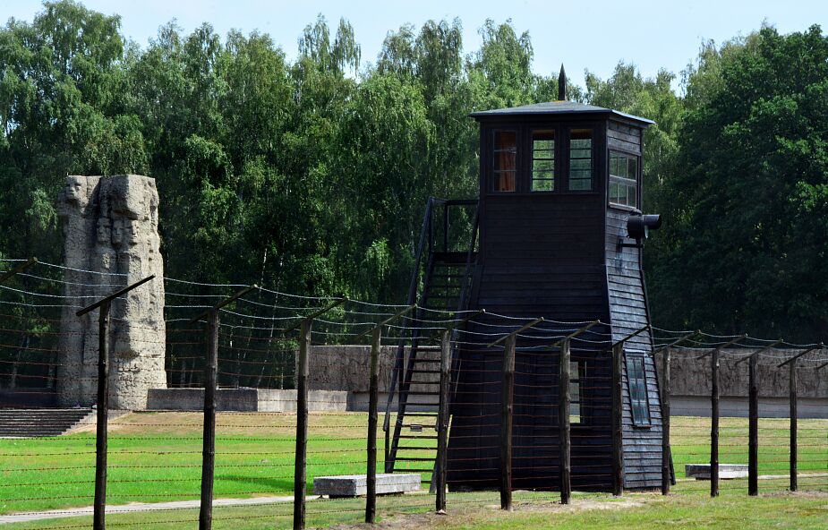 Niemcy: proces byłej sekretarki obozu koncentracyjnego Stutthof