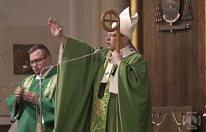 Abp Ryś: dlaczego każdy katolik potrzebuje Eucharystii?