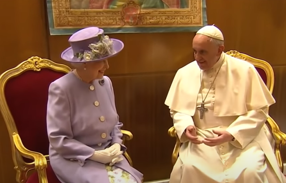 Papież Franciszek może spotkać się z królową Elżbietą II w Edynburgu